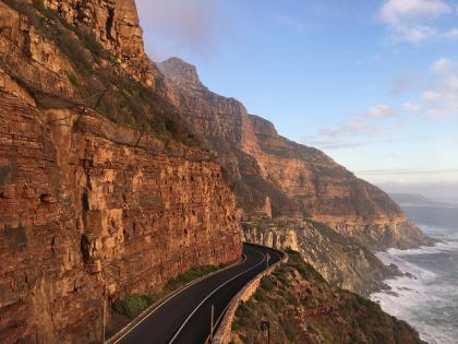 Sunset Drive along the Eastern Coast of Cape Town on our way to the Hout Bay Fish Market.